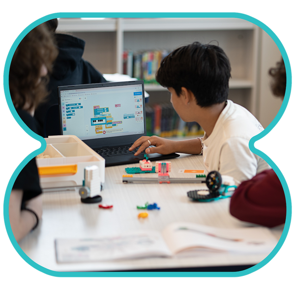 LEGO® Education Computer Science & AI Kit 8+