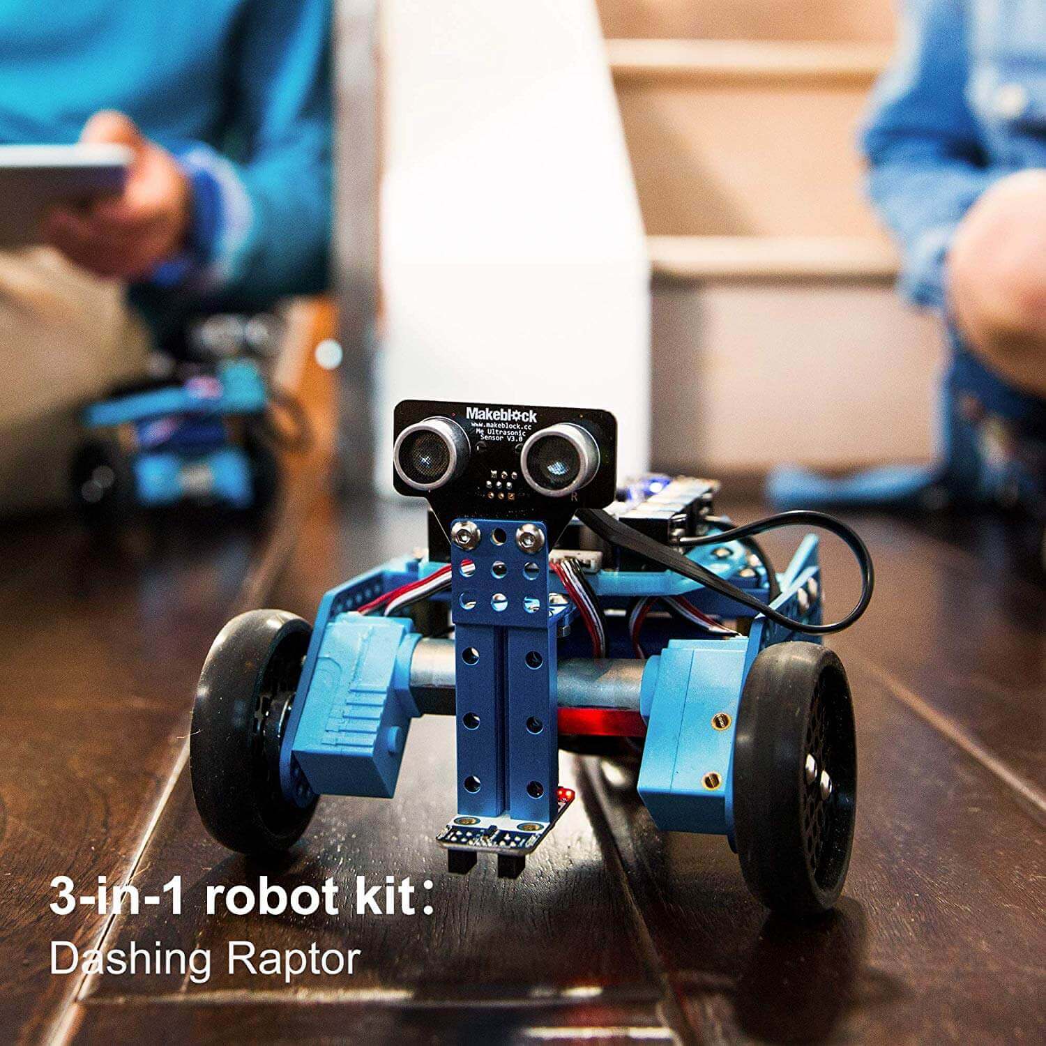 Dashing Raptor from Makeblock's 3-in-1 robot kit, showcasing advanced design and educational features.