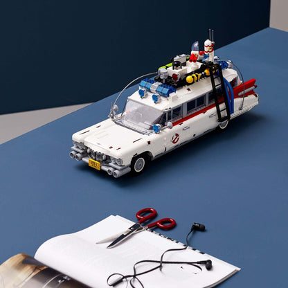 LEGO® Creator Expert Ghostbusters ECTO-1 Set 10274