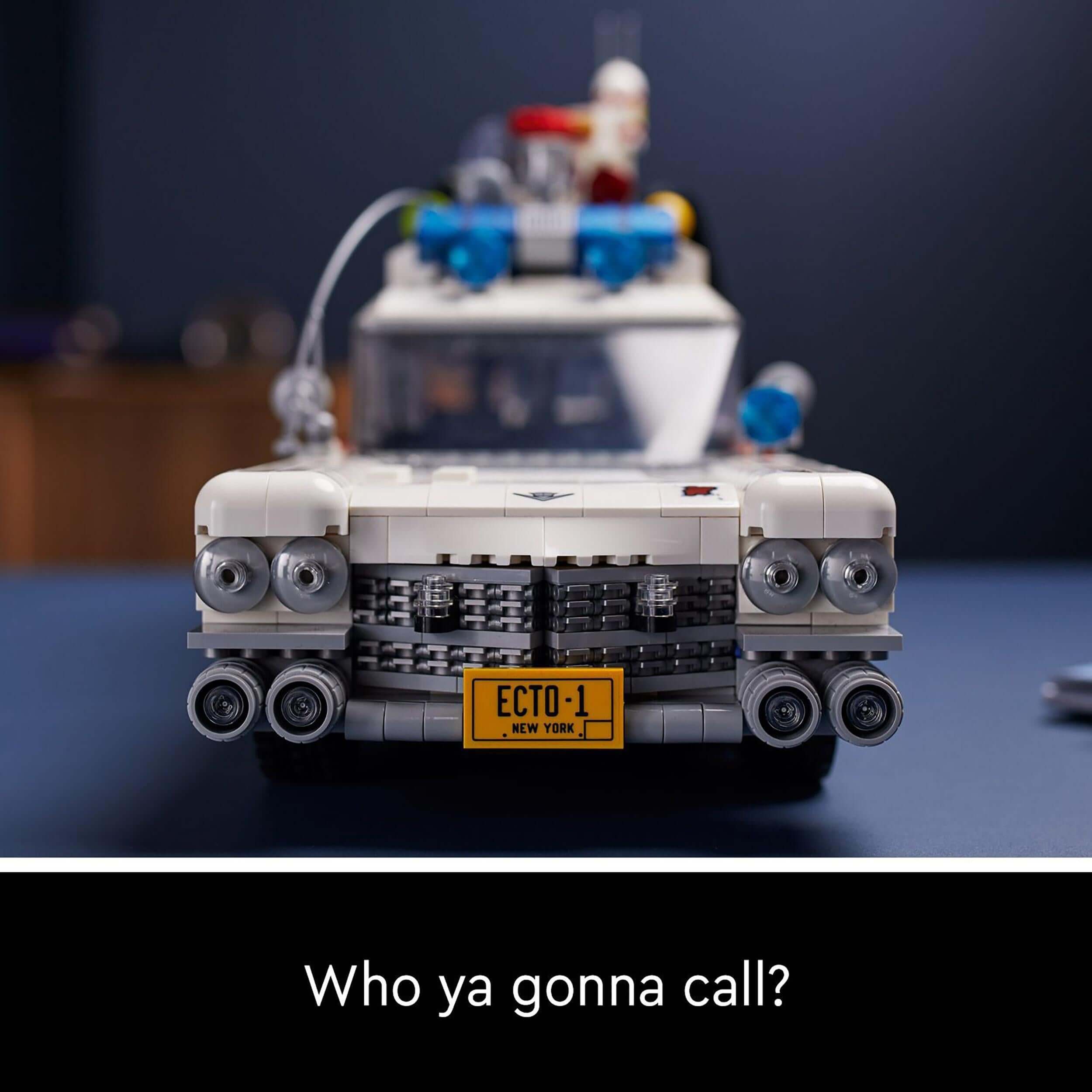 LEGO® Creator Expert Ghostbusters ECTO-1 Set 10274