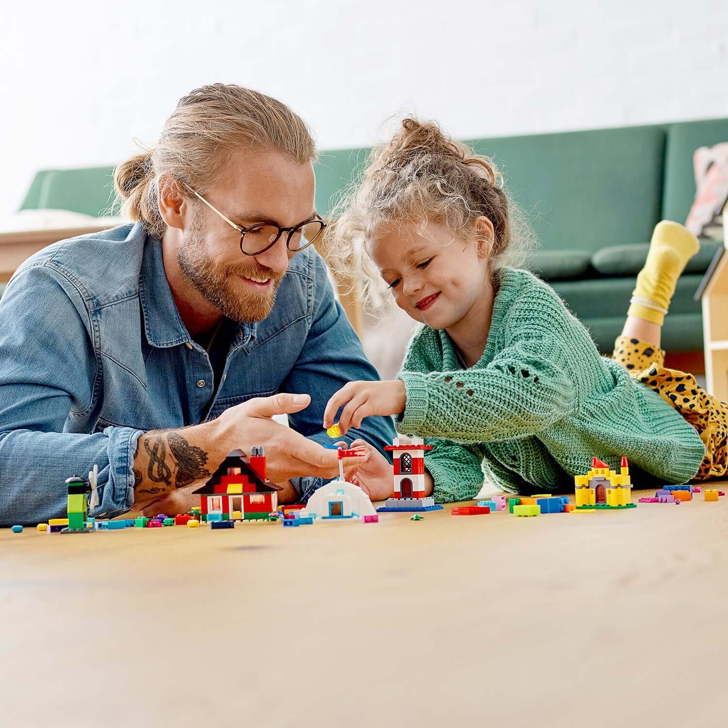 LEGO® Classic 4+ Bricks and Houses Set 11008