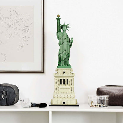 LEGO® Architecture Statue of Liberty Set 21042