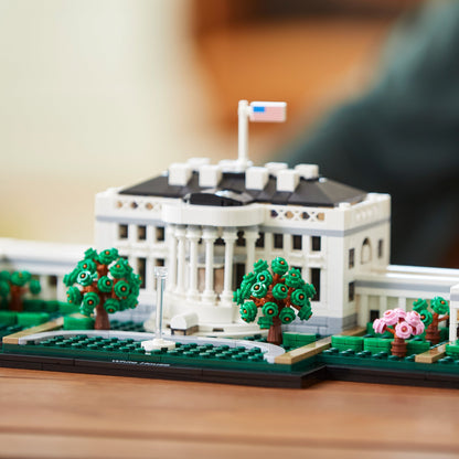 LEGO® Architecture The White House Building Set 21054