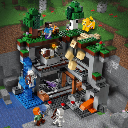 LEGO® Minecraft The First Adventure Set 21169