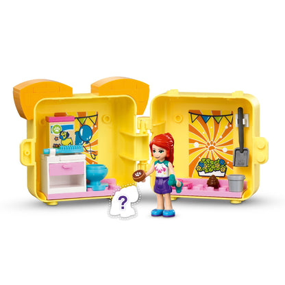 LEGO Friends Mia’s Pug Cube Playset 41664 featuring colorful kitchen accessories and Mia figure, perfect for young builders.