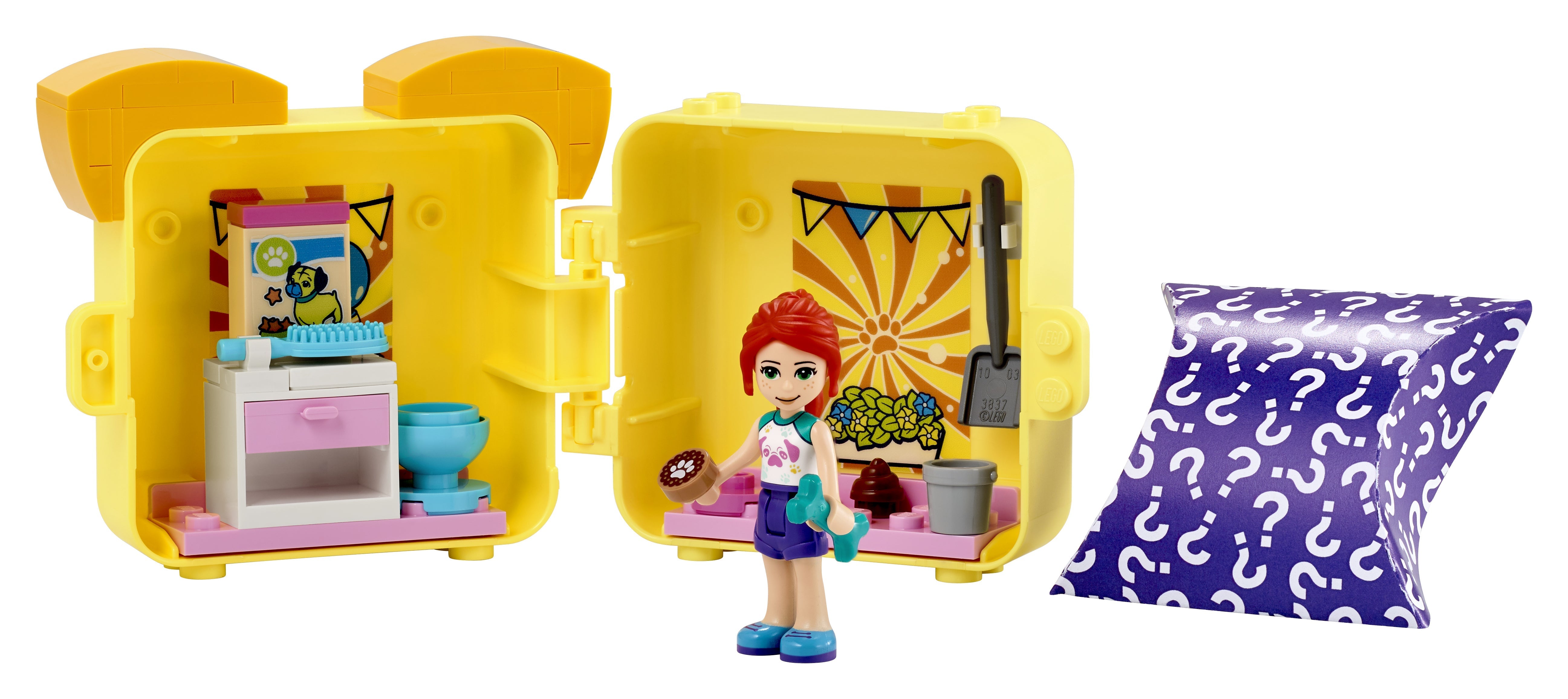 LEGO Friends Mia's Pug Cube Playset featuring Mia figure and compact playset with doggy ears design.