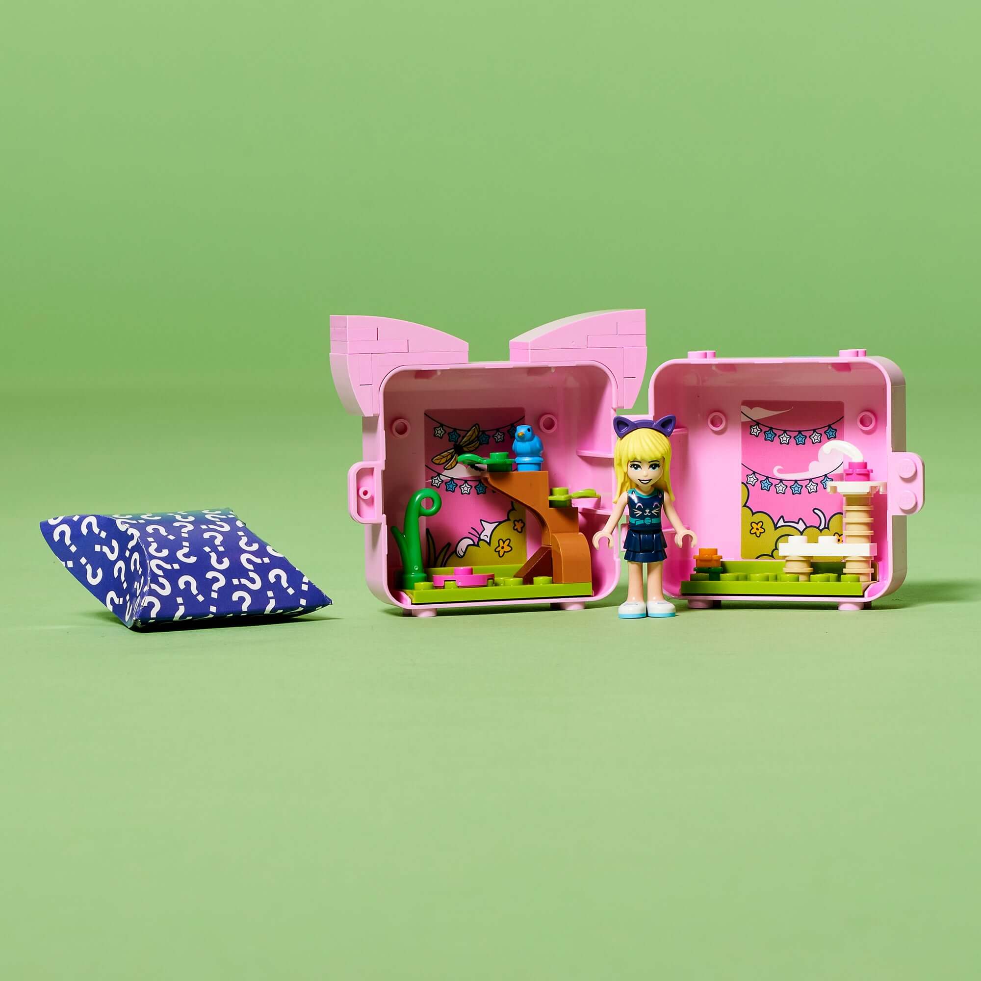 LEGO Friends Stephanie's Cat Cube Playset featuring a minidoll and colorful accessories for cat lovers.