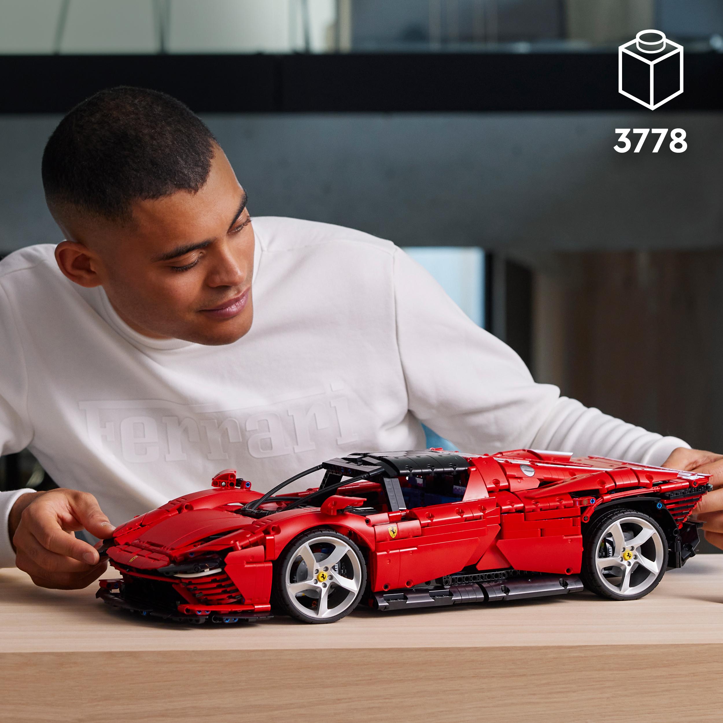 LEGO® Ferrari Daytona SP3 42143