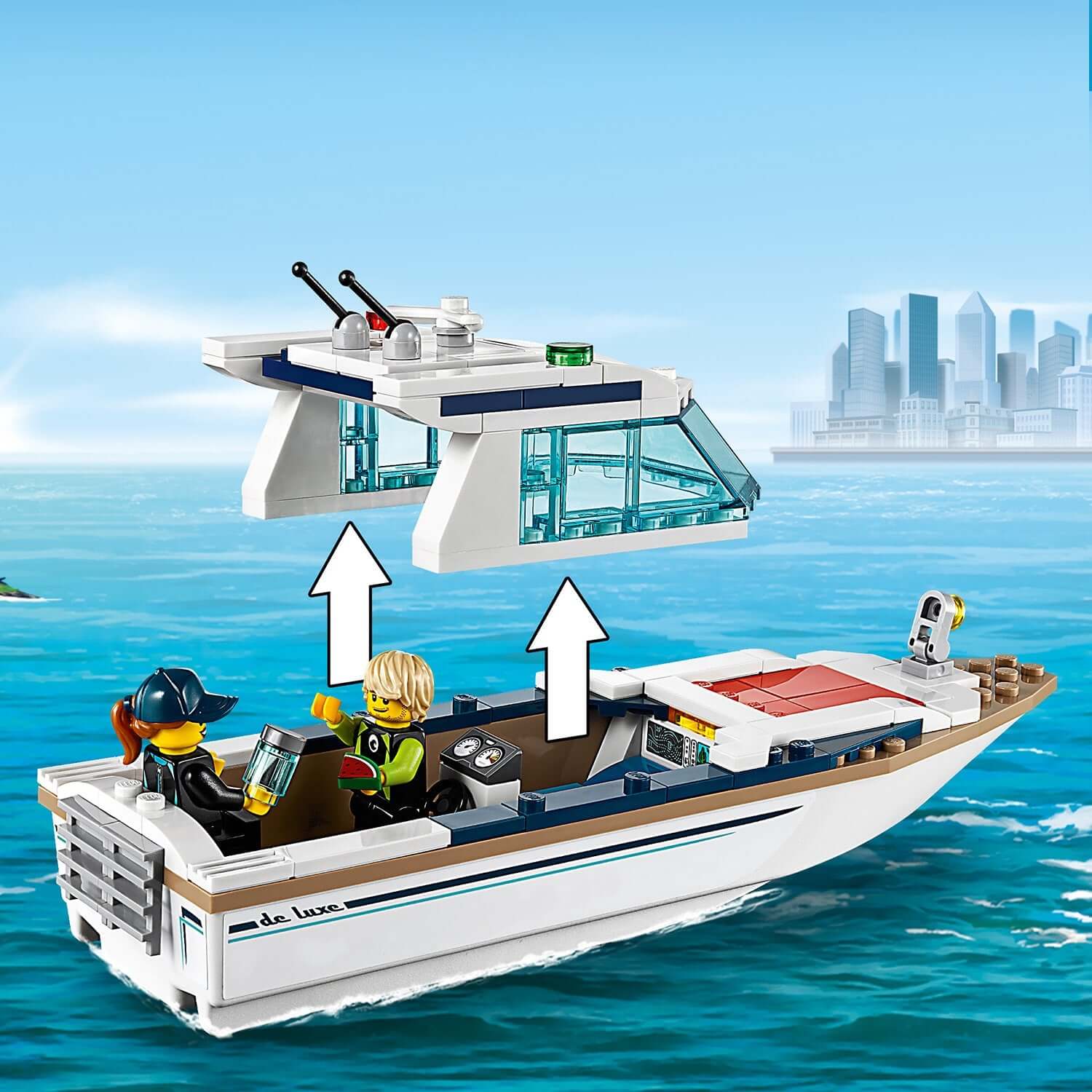 LEGO® City Diving Yacht set 60221 featuring a deep sea boat with two divers and a yacht backdrop.