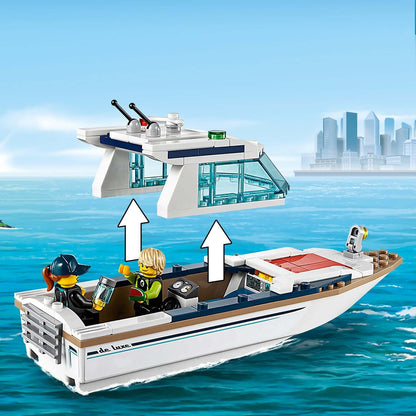 LEGO® City Diving Yacht set 60221 featuring a deep sea boat with two divers and a yacht backdrop.