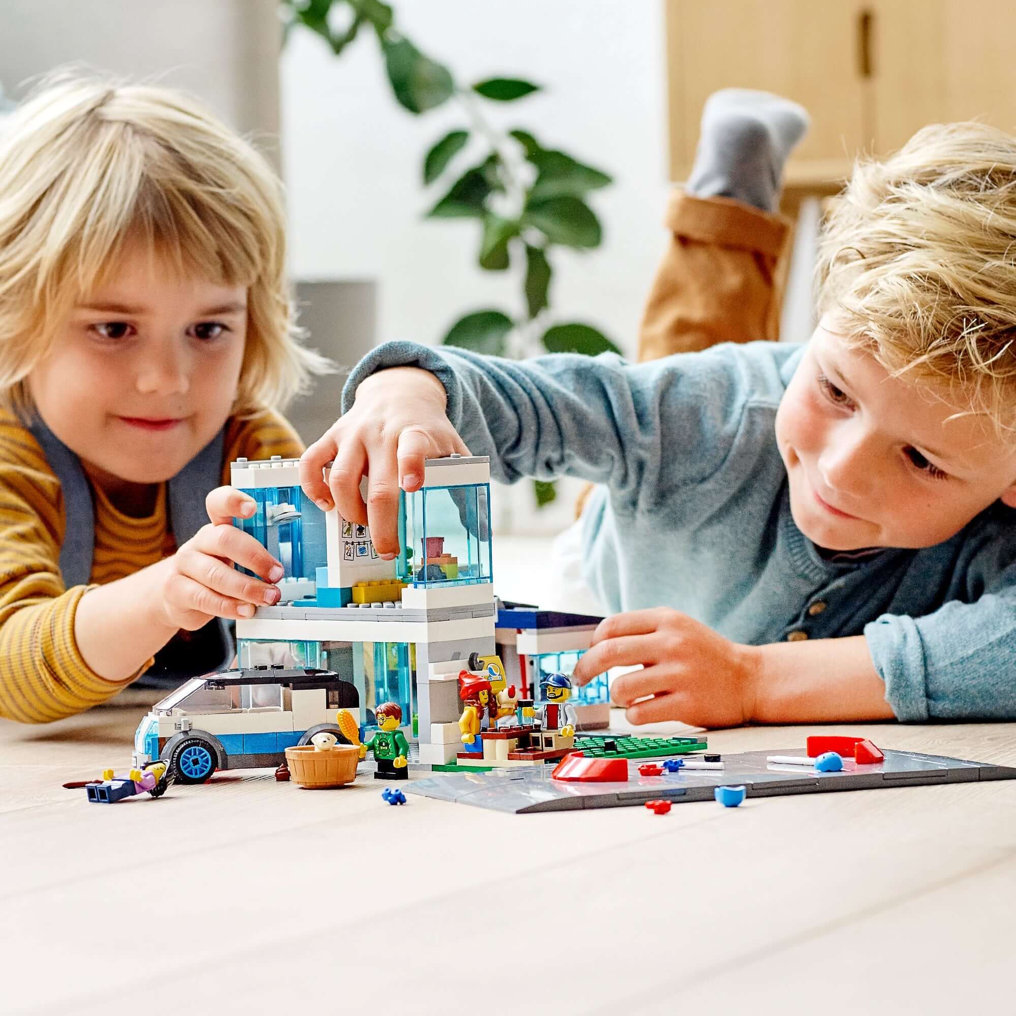 LEGO® City Community Family House Set 60291