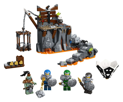LEGO® NINJAGO Journey to the Skull Dungeons Set 71717