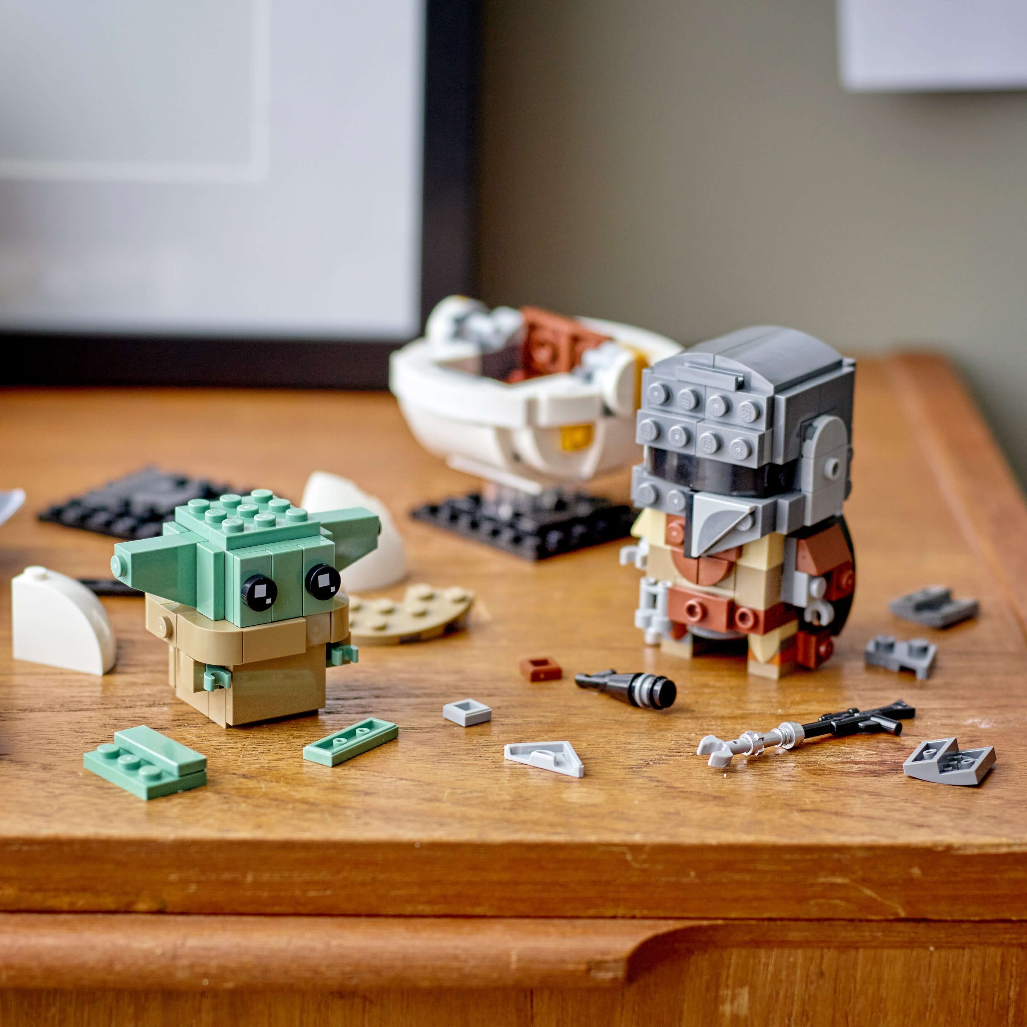 LEGO® BrickHeadz Star Wars The Mandalorian 75317