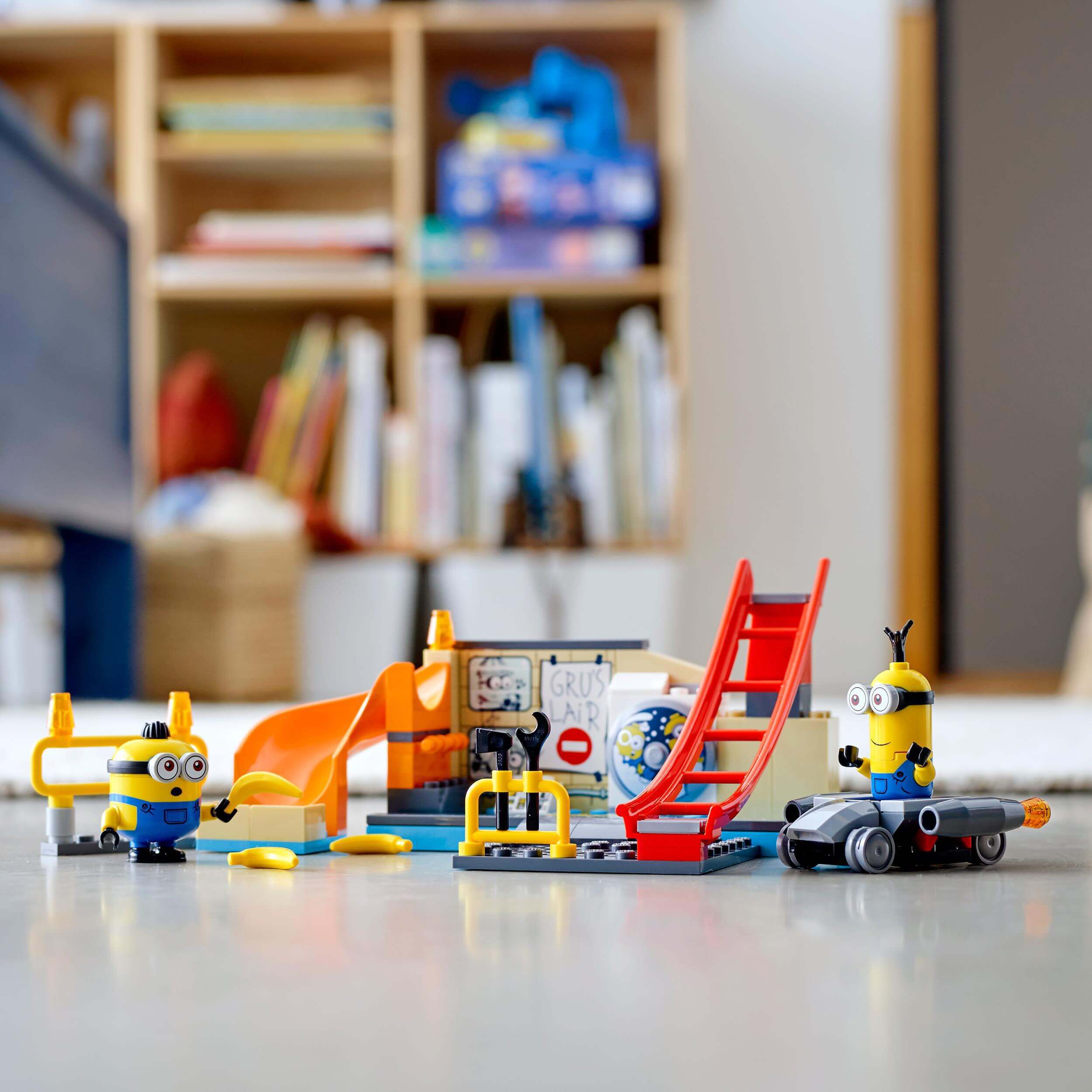 LEGO® 4+ Minions in Gru’s Lab Building Set 75546