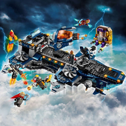 LEGO® Marvel Avengers Helicarrier Set 76153