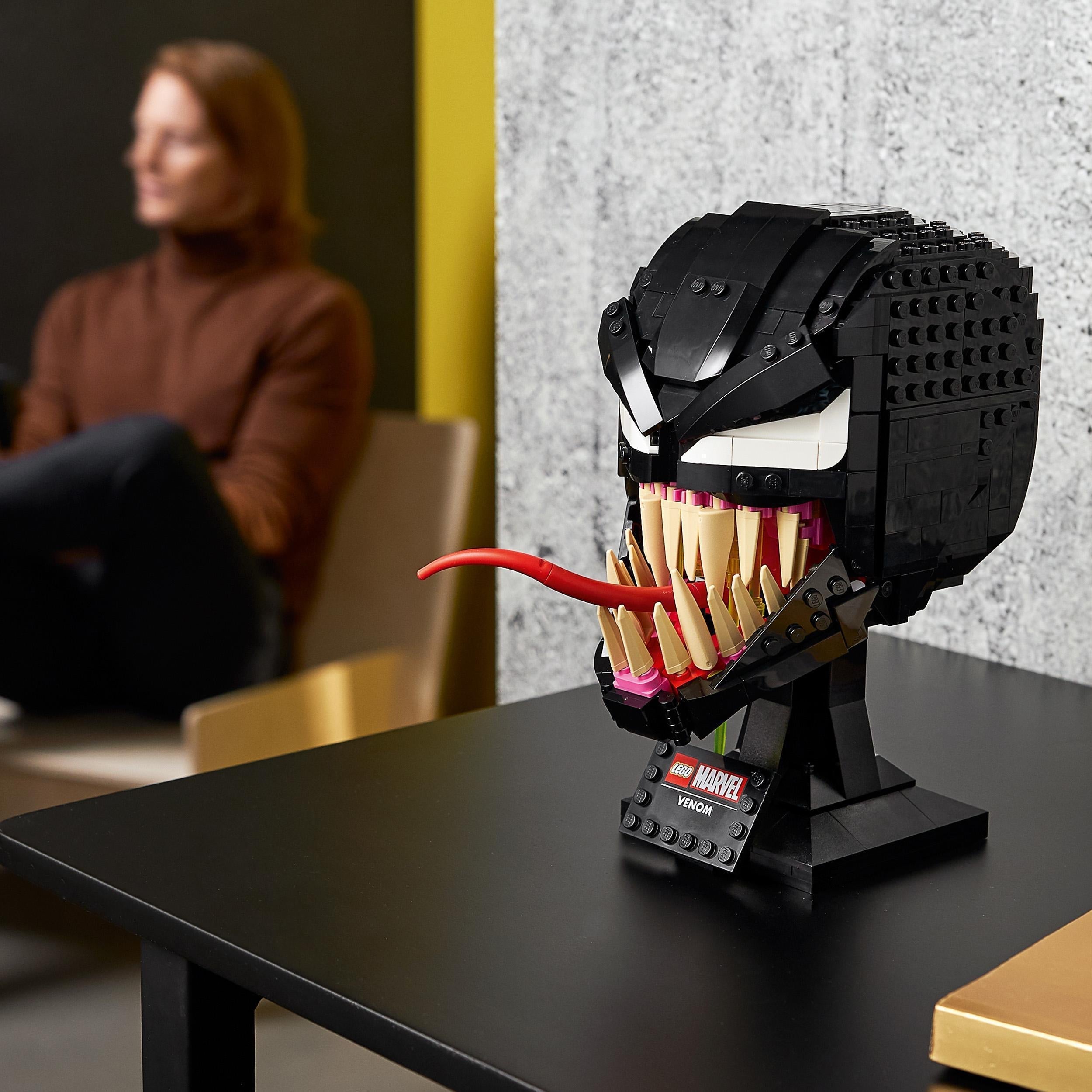 LEGO® Marvel Spider-Man Venom Mask Adult Set 76187