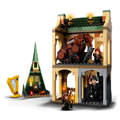 LEGO® Harry Potter Hogwarts: Fluffy Encounter 76387